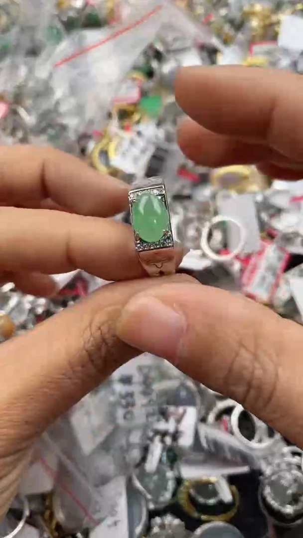银S925镶嵌戒指翡翠444             5