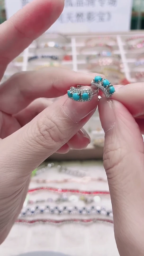 银S925镶嵌耳饰水晶544ZB1128产品一个（多样性）