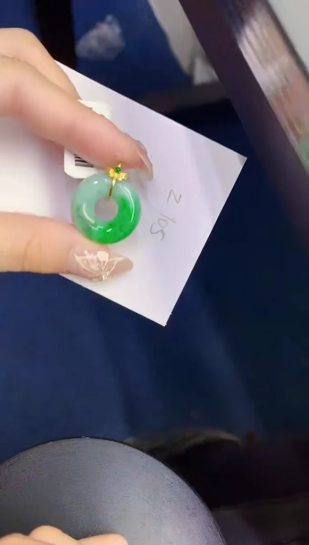 【闪购商品】翡翠颈饰18K金镶嵌0000000000