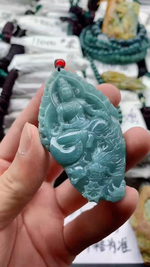 翡翠未镶嵌颈饰88888888