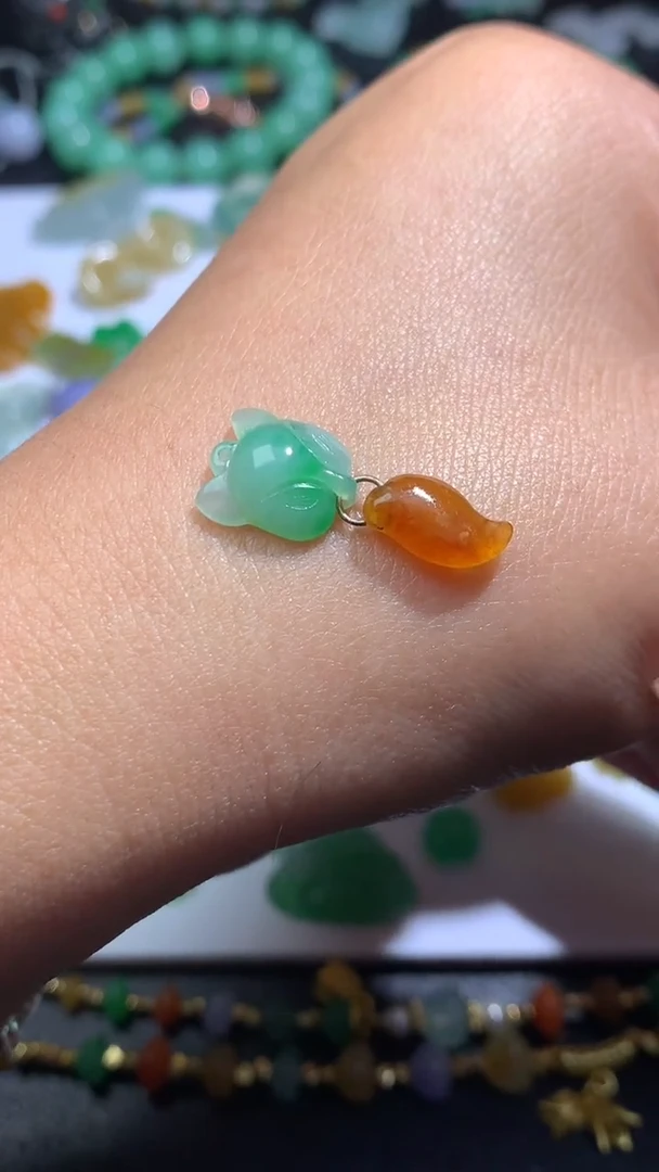 未镶嵌定制翡翠毛货