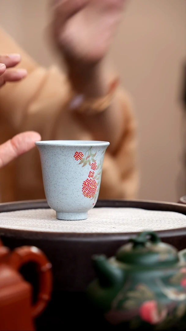 茶壶紫砂海蓝段铃铛杯红花