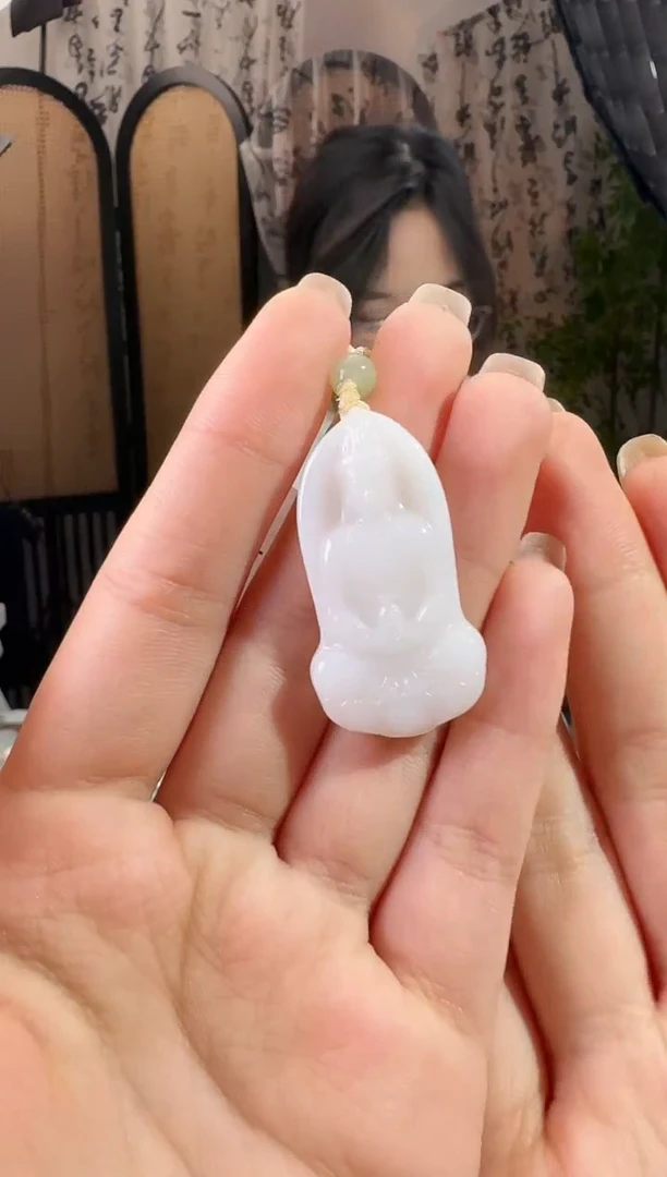 和田玉未镶嵌颈饰观音