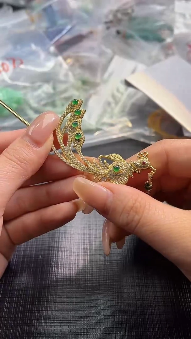 【闪购商品】翡翠颈饰未镶嵌100637329