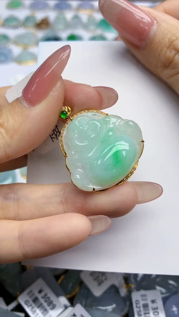 【闪购商品】翡翠挂件18K金镶嵌天然翡翠A货