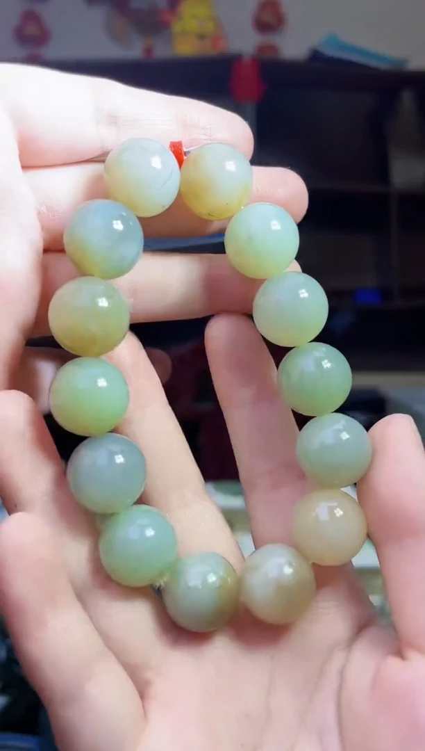 和田玉未镶嵌颈饰1