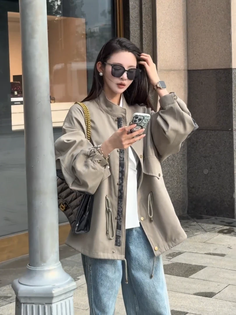 早秋高级感韩系宽松外套女装2025新款爆款长袖设计感工装风衣
