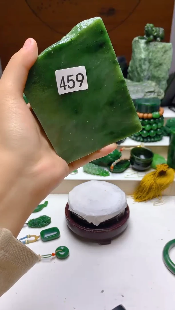 未镶嵌和田玉（碧玉）珠宝半成品1