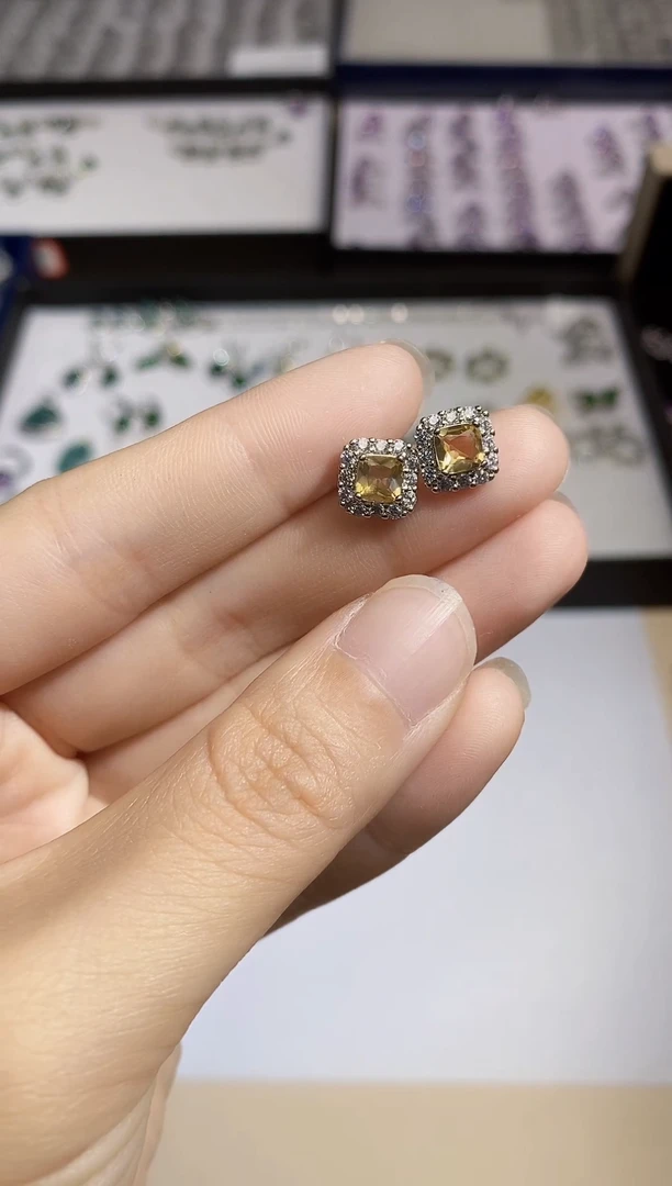 【闪购商品】水晶耳饰未镶嵌多样性 发其一  【29】