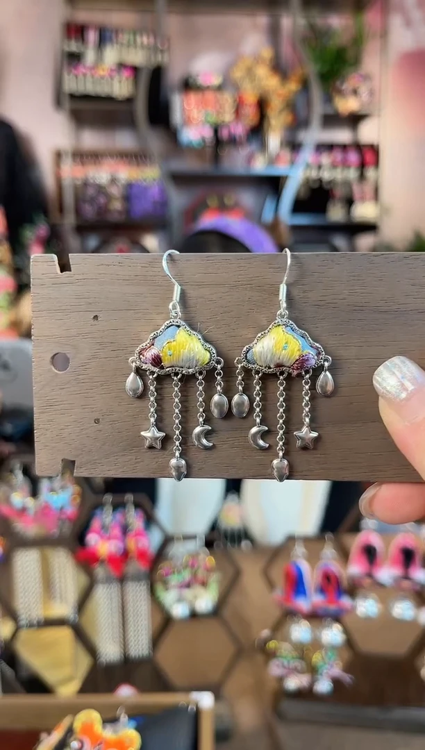 织绣民族风手工非遗老绣饰品95