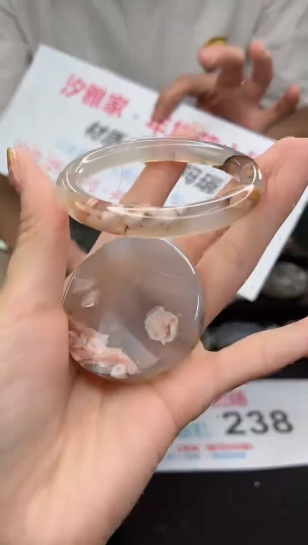 【闪购商品】石英质玉手镯未镶嵌52圈口（赠品镯心）3540194