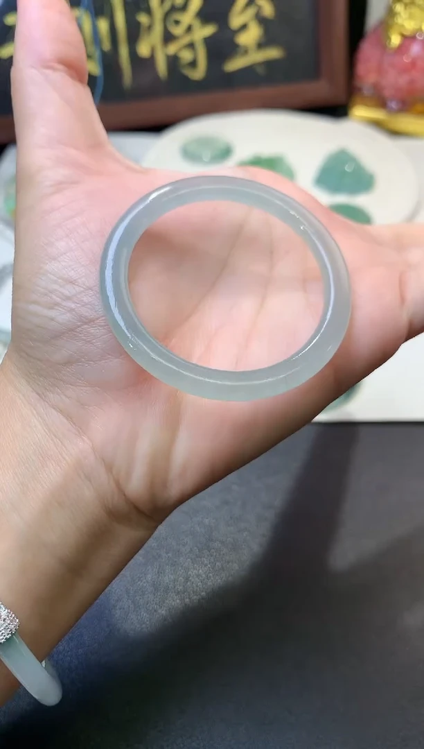 未镶嵌定制翡翠毛货