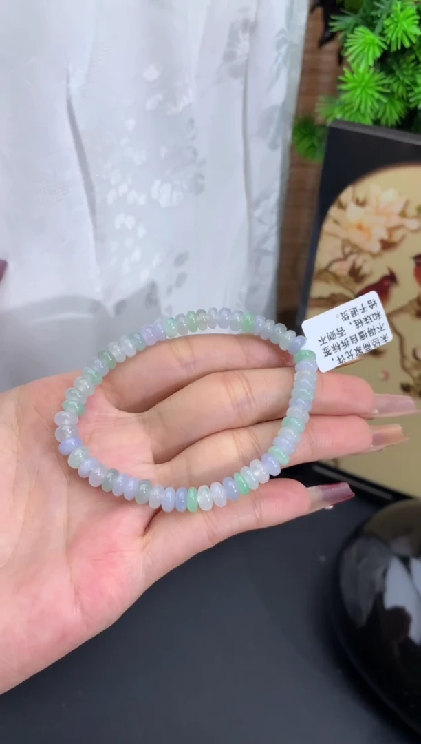 【闪购商品】翡翠手链未镶嵌卡5.9mm