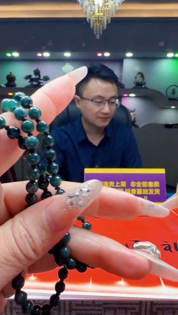未镶嵌定制翡翠Q70175翡翠多样性发一