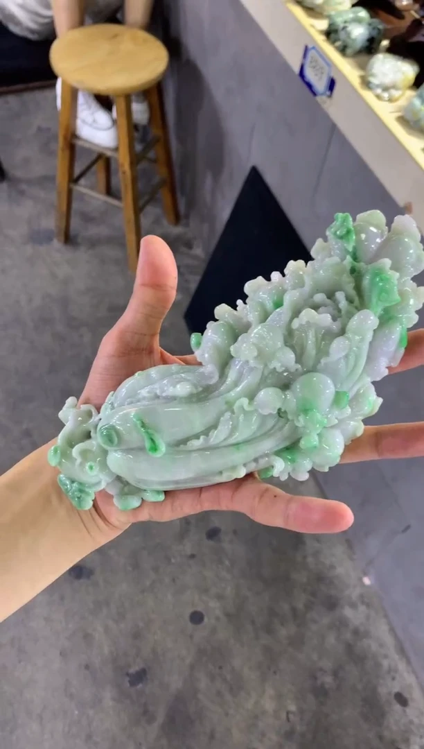 翡翠挂件未镶嵌翡翠摆件