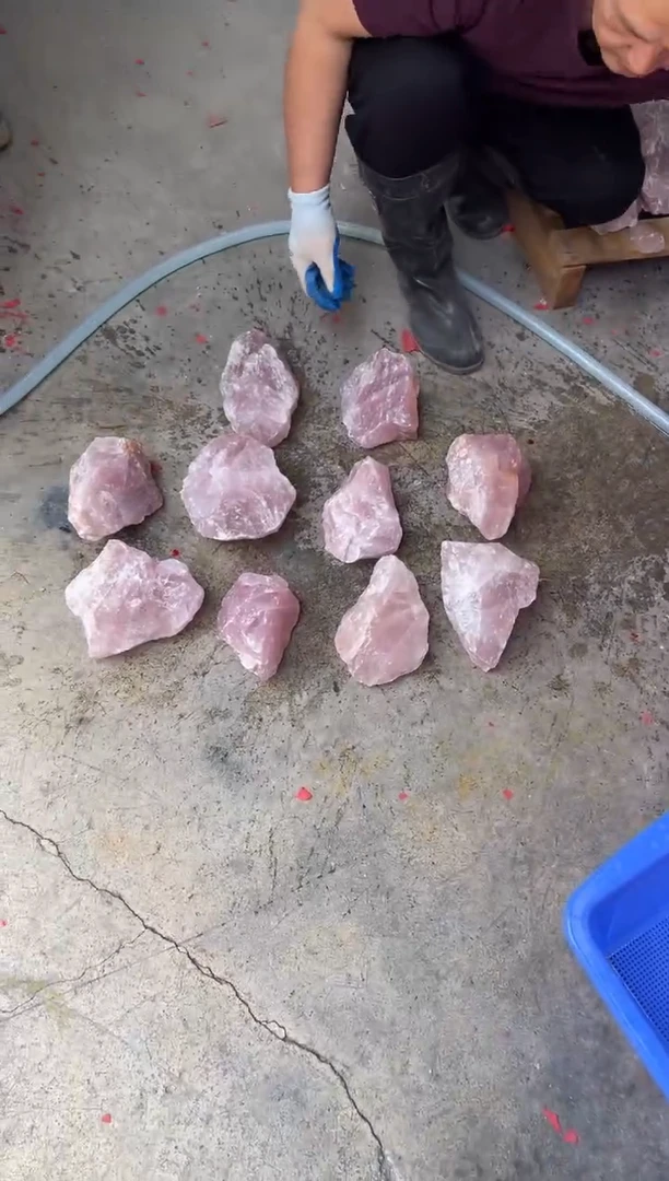 【闪购商品】芙蓉石原石未镶嵌天然粉水晶原石多样性发一