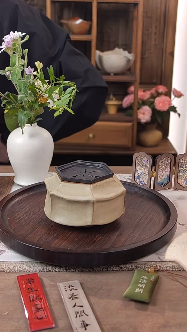 陶瓷@@自在小暖六角建水ZZS00528