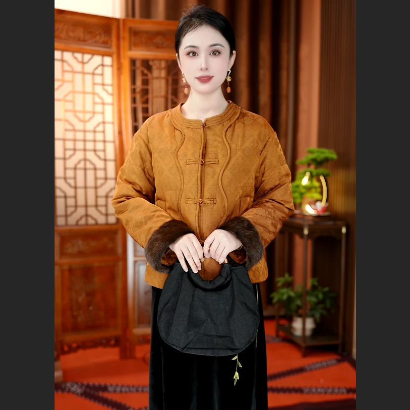 2025新款真丝水貂提花女士白鹅绒服优雅贵气女士中式短款外套