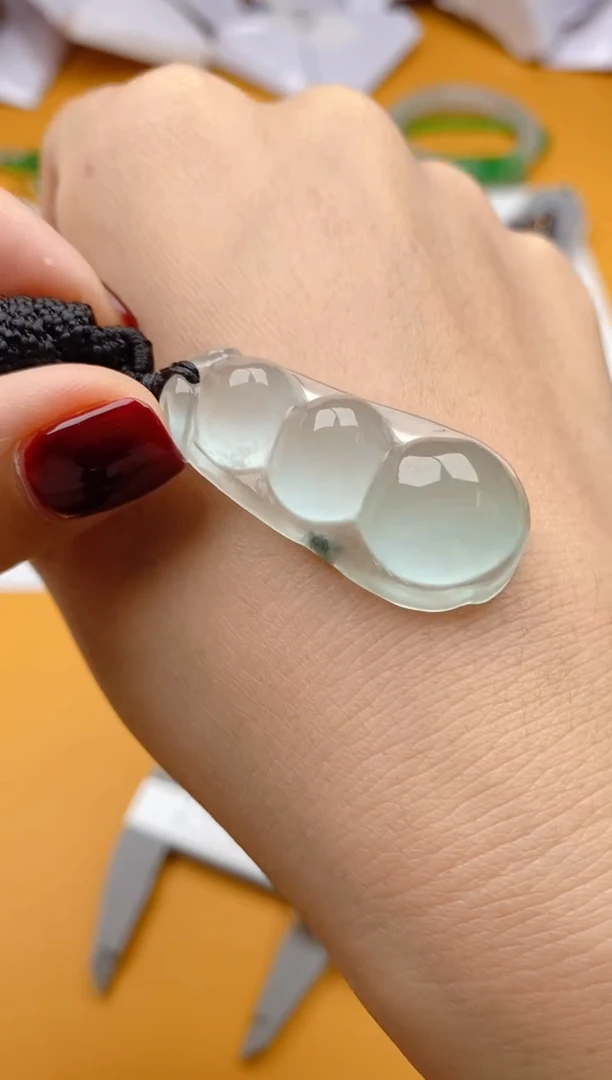 高端甄选吊坠（一物一图）100093