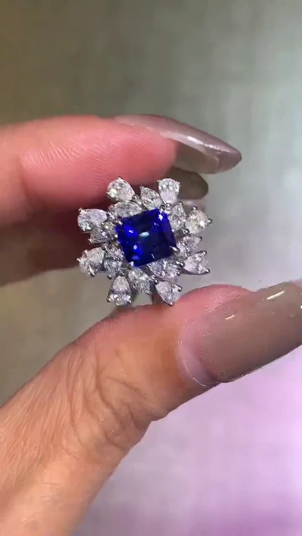 戒指蓝宝石18K金镶嵌2.38ct