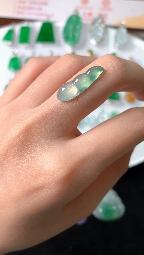 未镶嵌定制翡翠裸石（镶嵌定制）