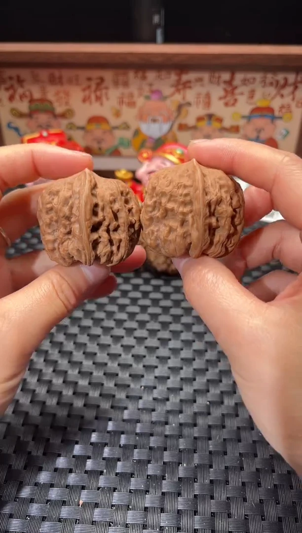 把件文玩核桃平谷凹底40