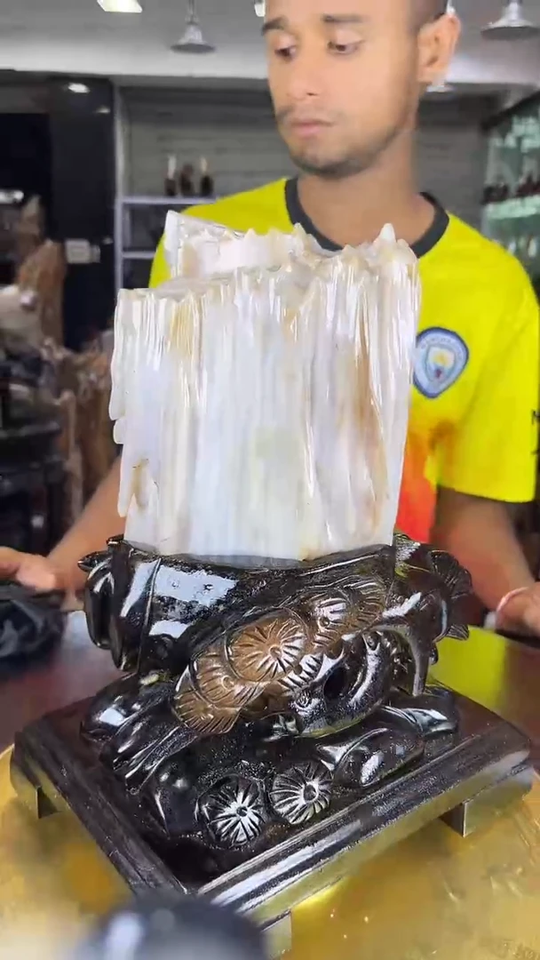 缅甸天然树化玉摆件