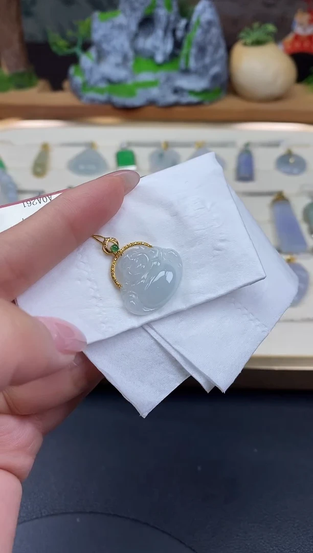 吊坠(不含链)18K金镶嵌翡翠佛公18K金扣镶嵌@@CMT