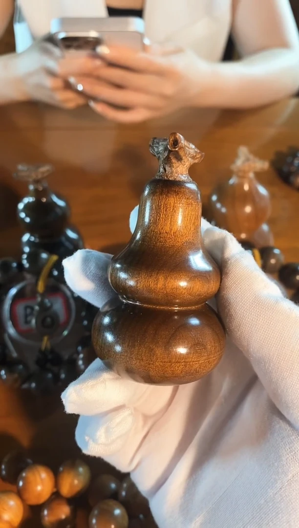 楠木（金丝楠）把件【楠帝】小叶桢楠乌木阴沉葫芦