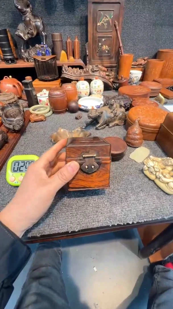 【闪购商品】贡木小盒子1个非常漂亮