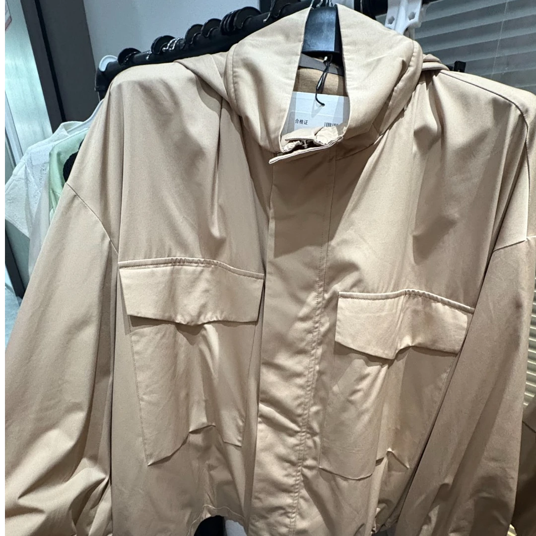 AUM/噢姆AUM噢姆25新品简约宽松短款外套女M1FZ1163K