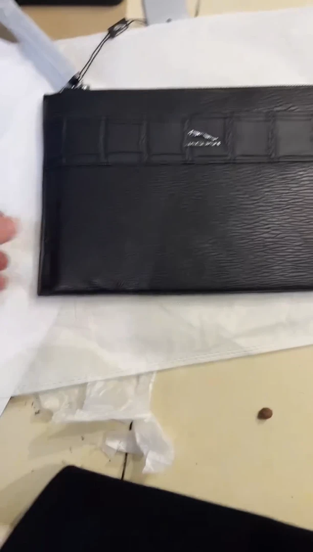 头层牛皮389品牌男包清货中(不要卡单，理性消费）