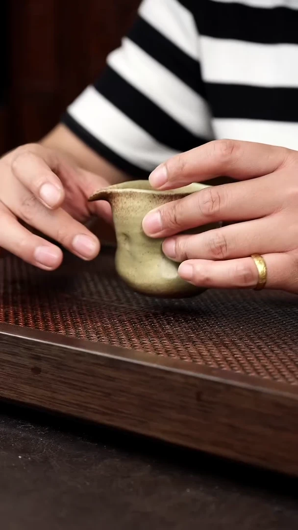 茶壶紫砂均釉小公道{不挑器型}