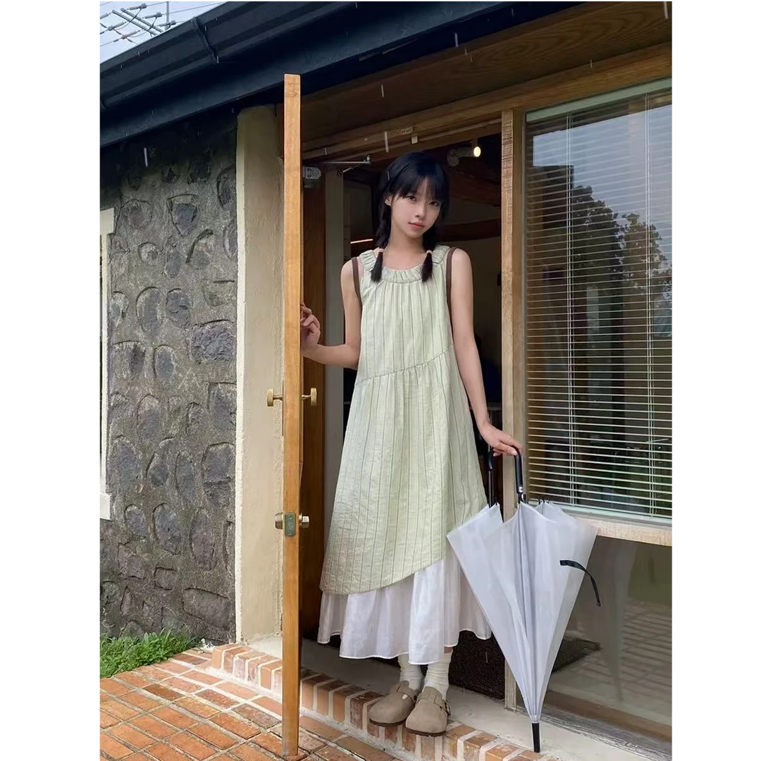 夏日时尚新款假两件拼接挂脖背心裙女夏季长款a字无袖连衣裙7111