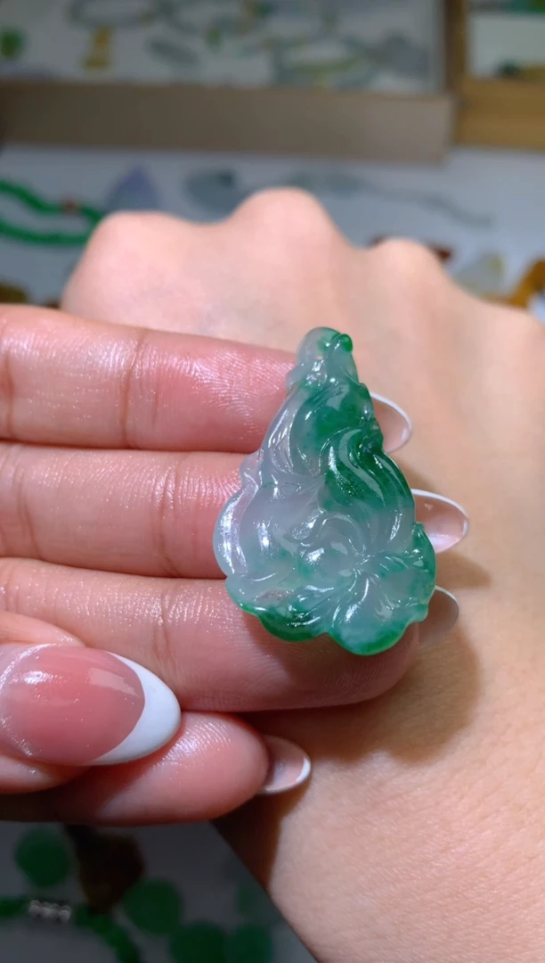 未镶嵌定制翡翠毛货