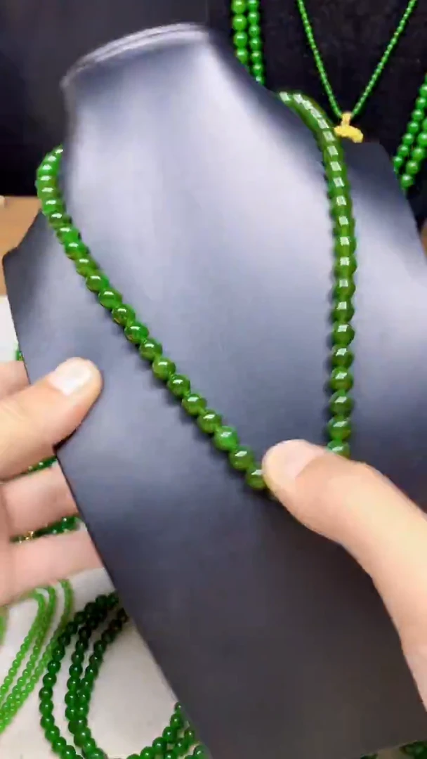 项链未镶嵌和田玉（碧玉）卡8的