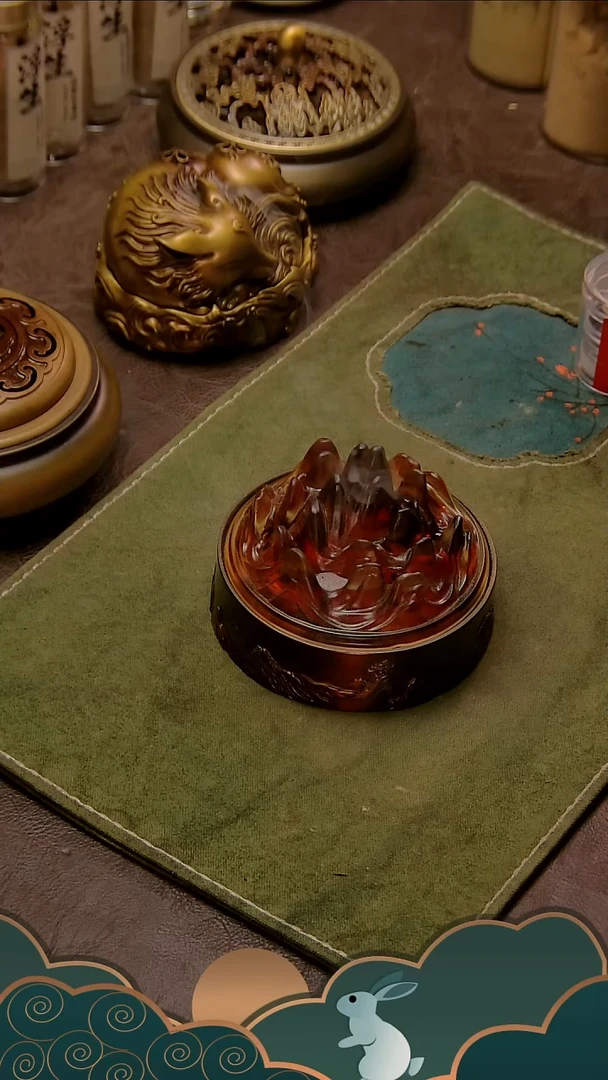 铜北****子 A10-2彩琉璃香炉（古红色