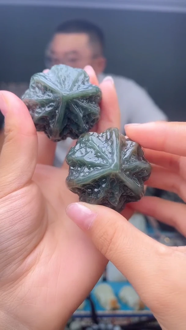 未镶嵌和田玉挂件1