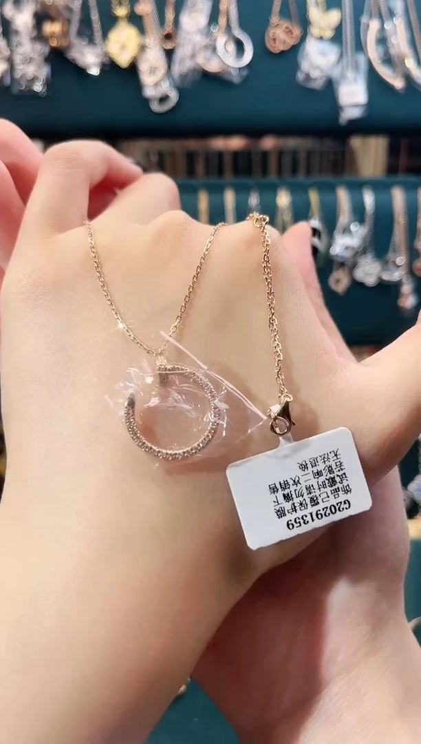 颈饰18K金镶嵌钻石18K金镶嵌钻石 K玫 钉子