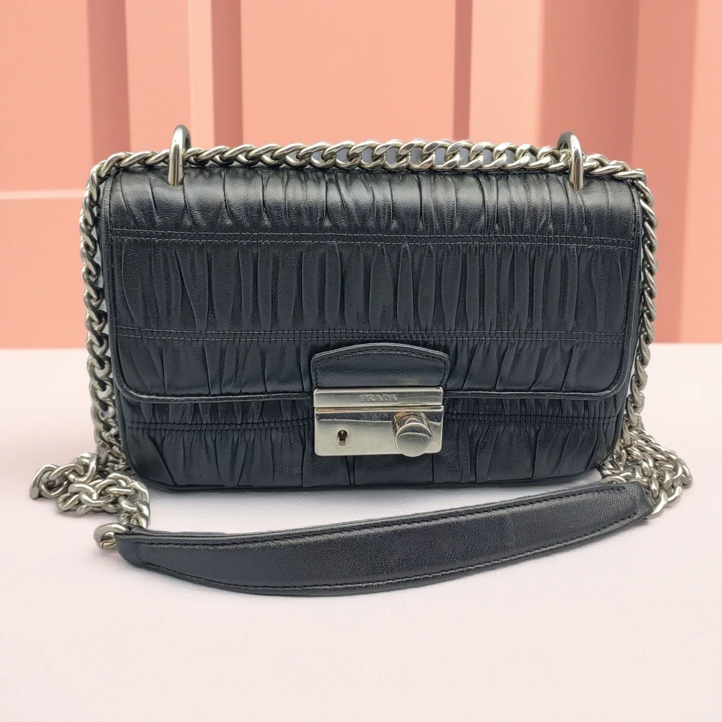 95新 Prada/普拉达   黑色褶皱单肩包 1659 3815