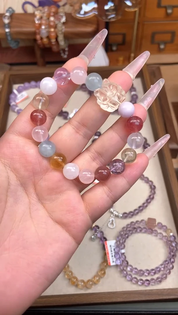 【闪购商品】水晶手链未镶嵌多宝