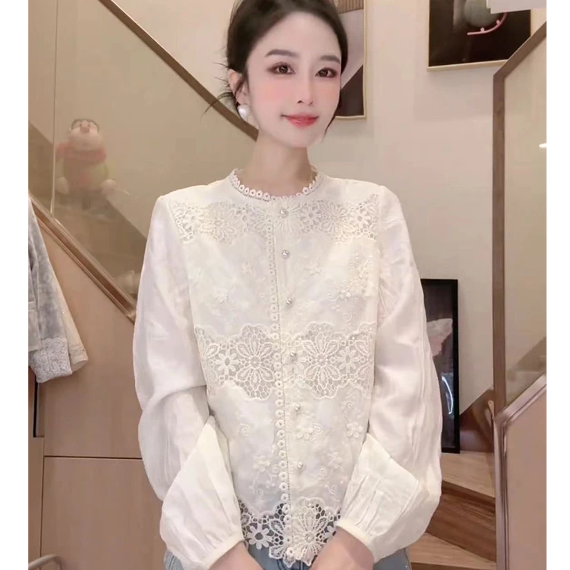 蕾丝提花衬衫春季新款时尚气质钩花减龄E圆领珍珠扣长袖开衫上衣