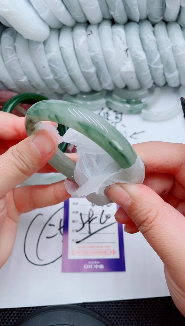 石英质玉手镯未镶嵌G46-59-60