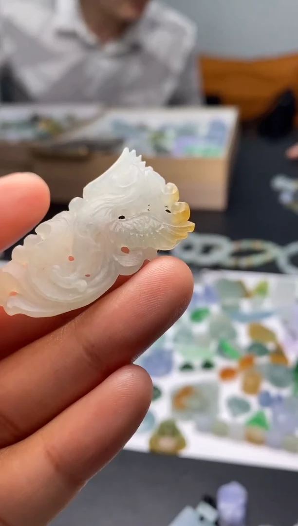 定制翡翠未镶嵌毛货翡翠~