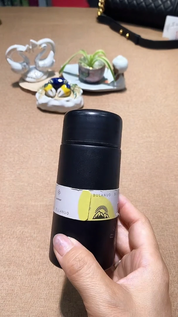 瓷片碗碟好物一件不留@@1