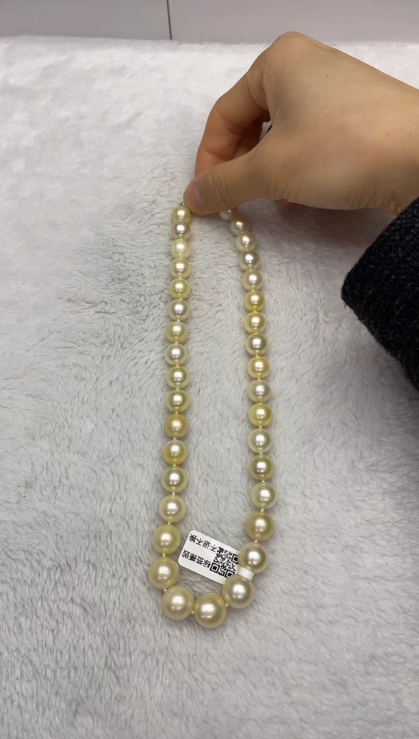 【闪购商品】海水珍珠项链银S925镶嵌南洋金珠10-13mm（多样性发一）