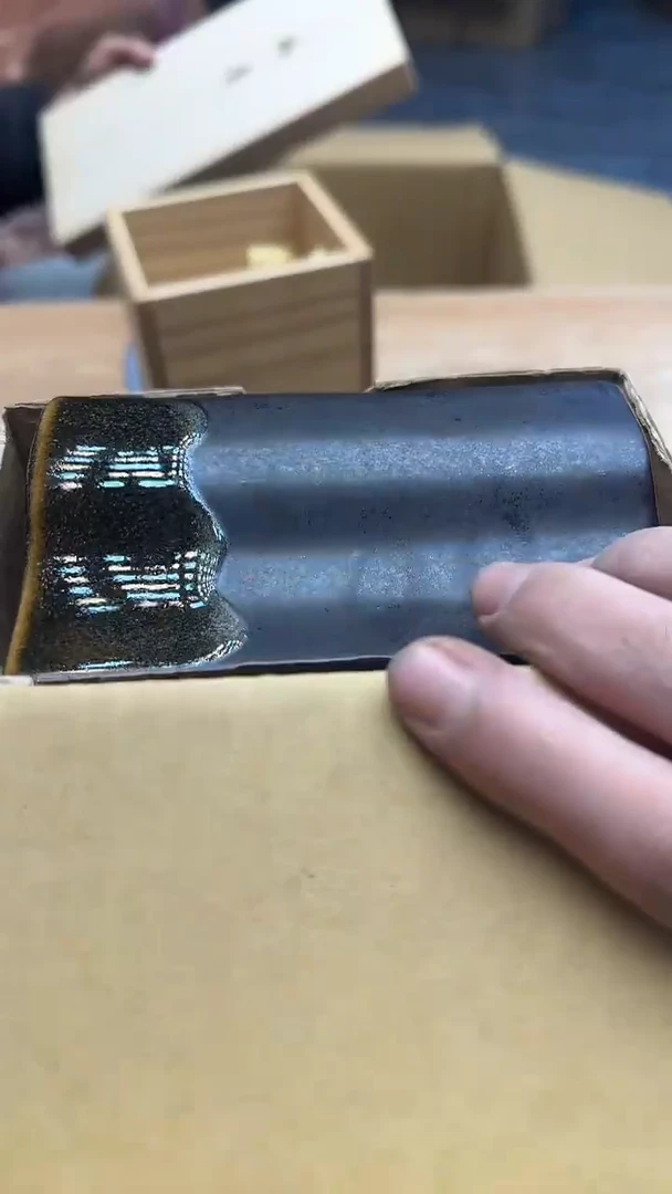 豪***g1580墨樱社专属定闪链接瓷瓶