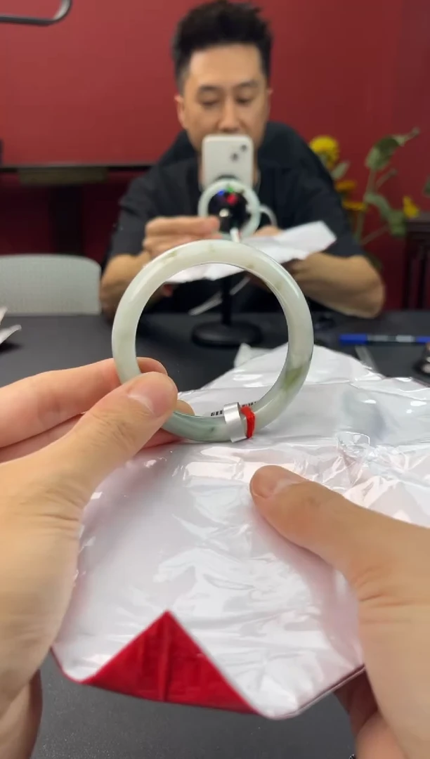 未镶嵌手镯翡翠455