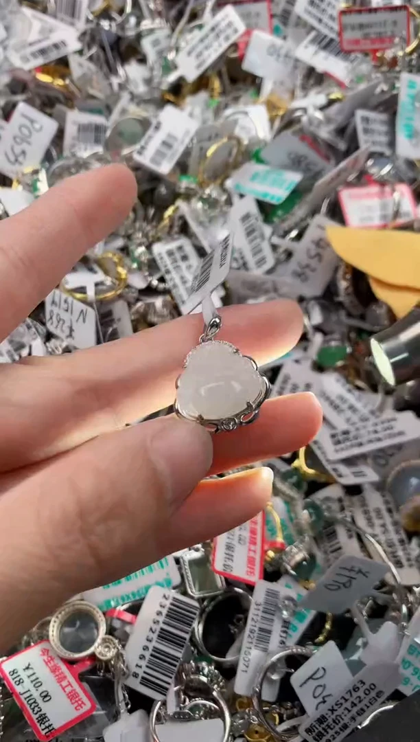 银S925镶嵌戒指翡翠222           1