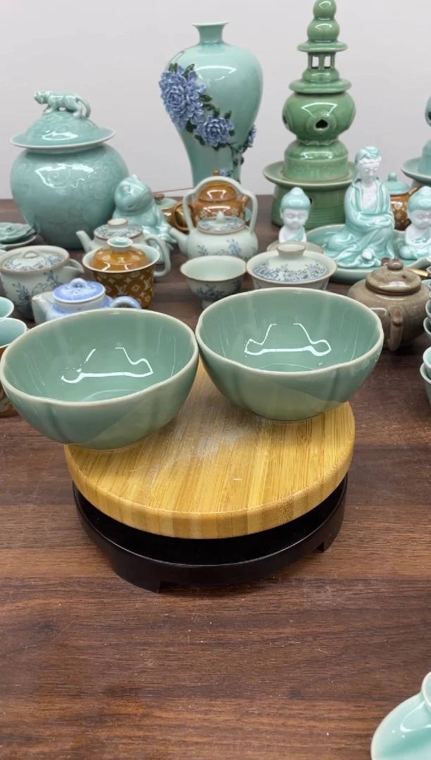 特价青瓷 慧语瓷坊 微瑕2个